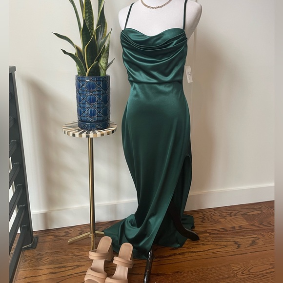 Windsor Lola Dress 👗 - Picture 5 of 8